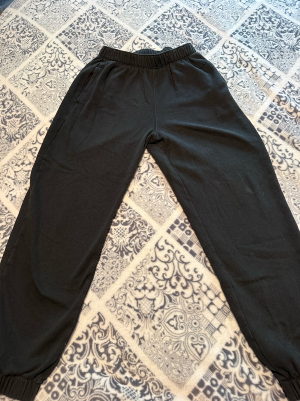 Hollister Women’s XS black sweatpants